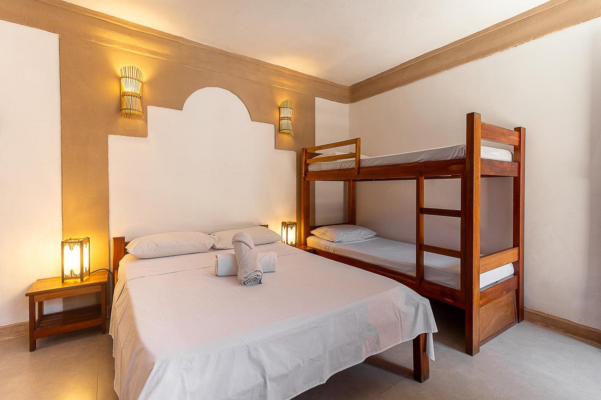Na Casa 11 - E Hostel *